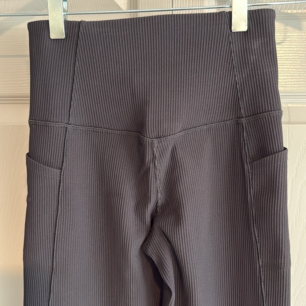 Athleta Salutation Stash Rib Flare XS - Picture 3 of 4